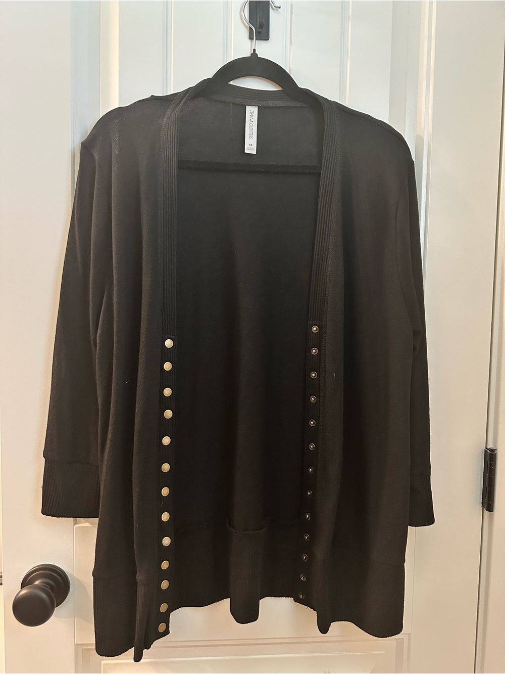 Zenana Outfitters Black Open-Front Cardigan with Snap Accents
